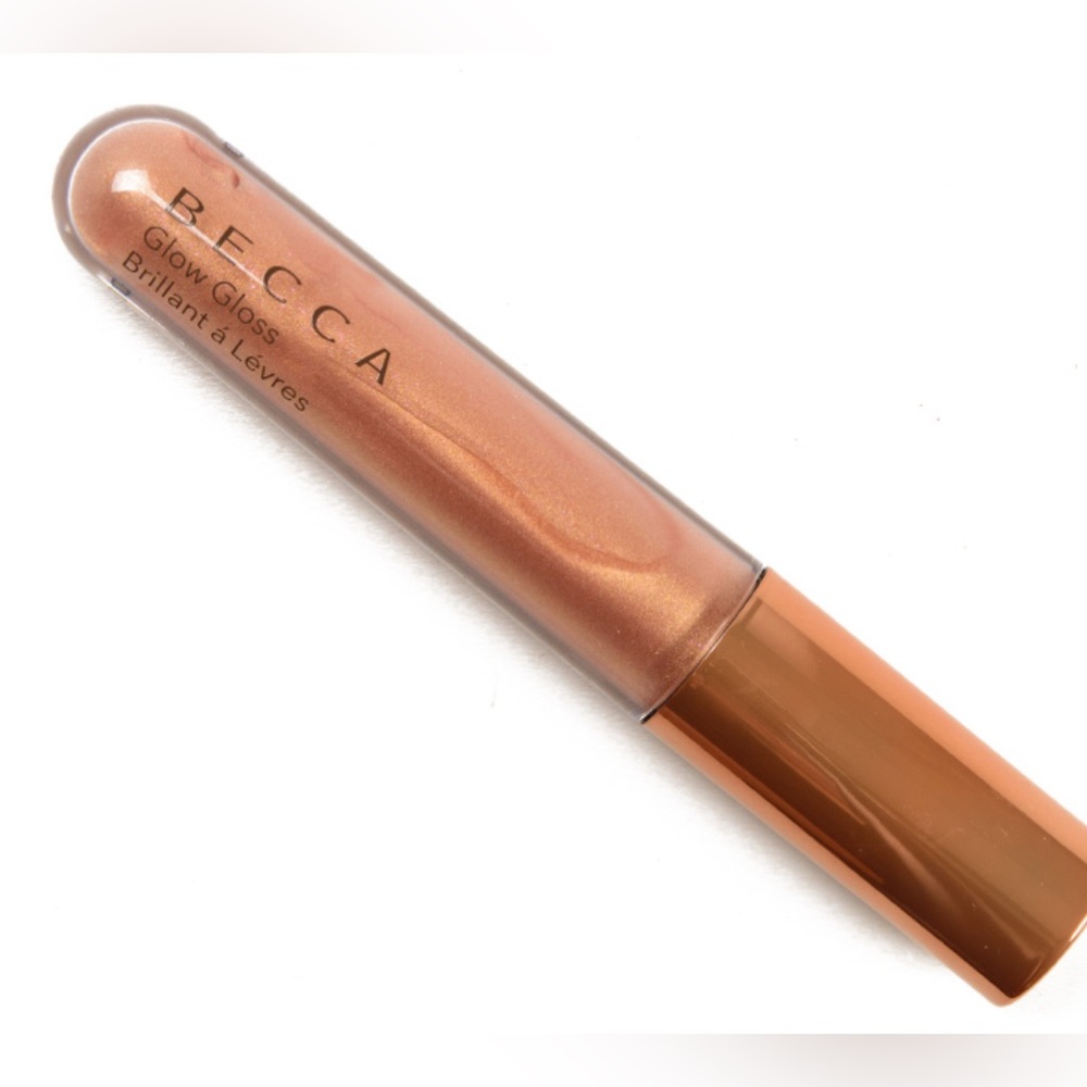 Becca Glow Gloss in champagne crème